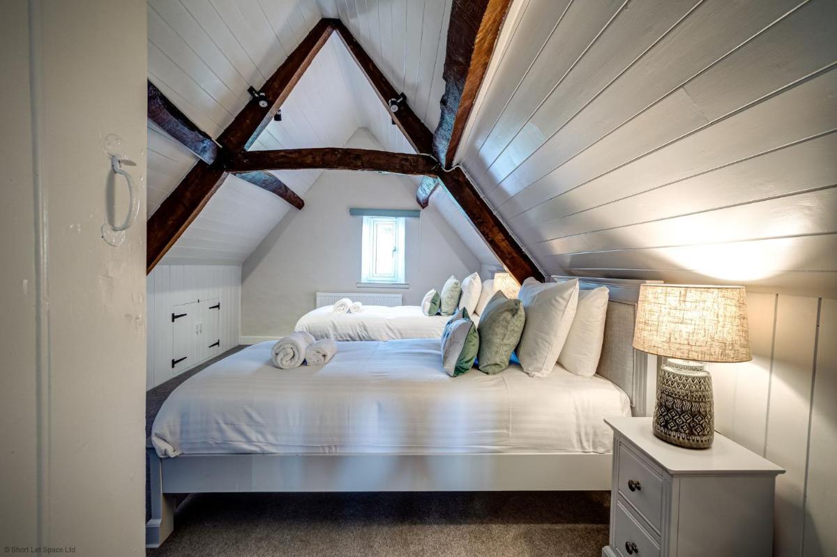 Greenhill Farmhouse - Housity