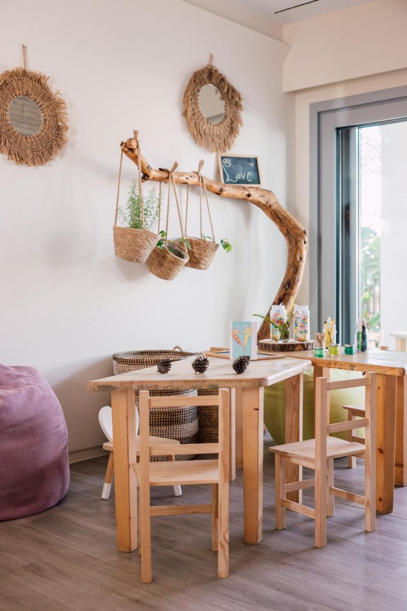 Zona de estar de 7Pines Resort Ibiza, part of Destination by Hyatt