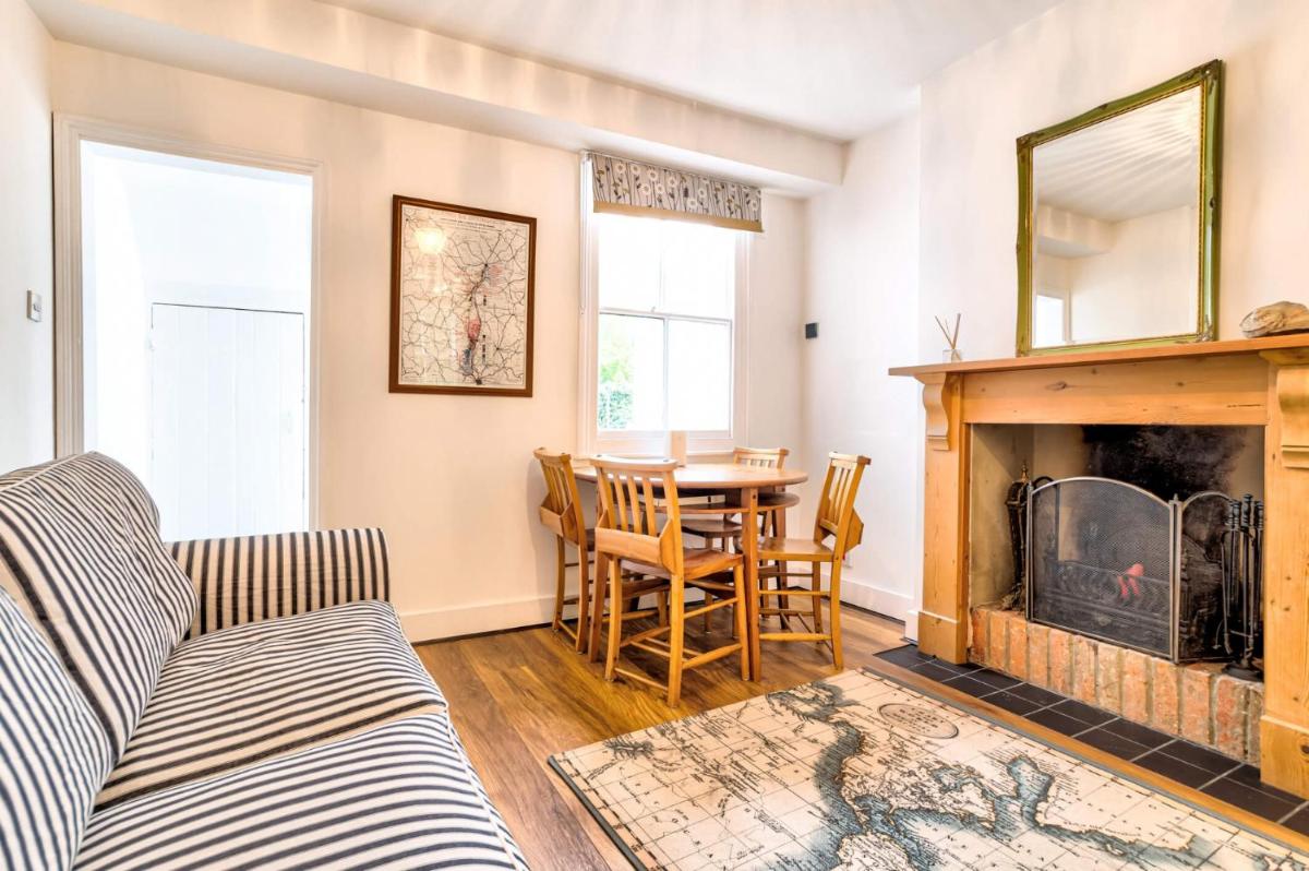 Upper Fisher Row - Housity
