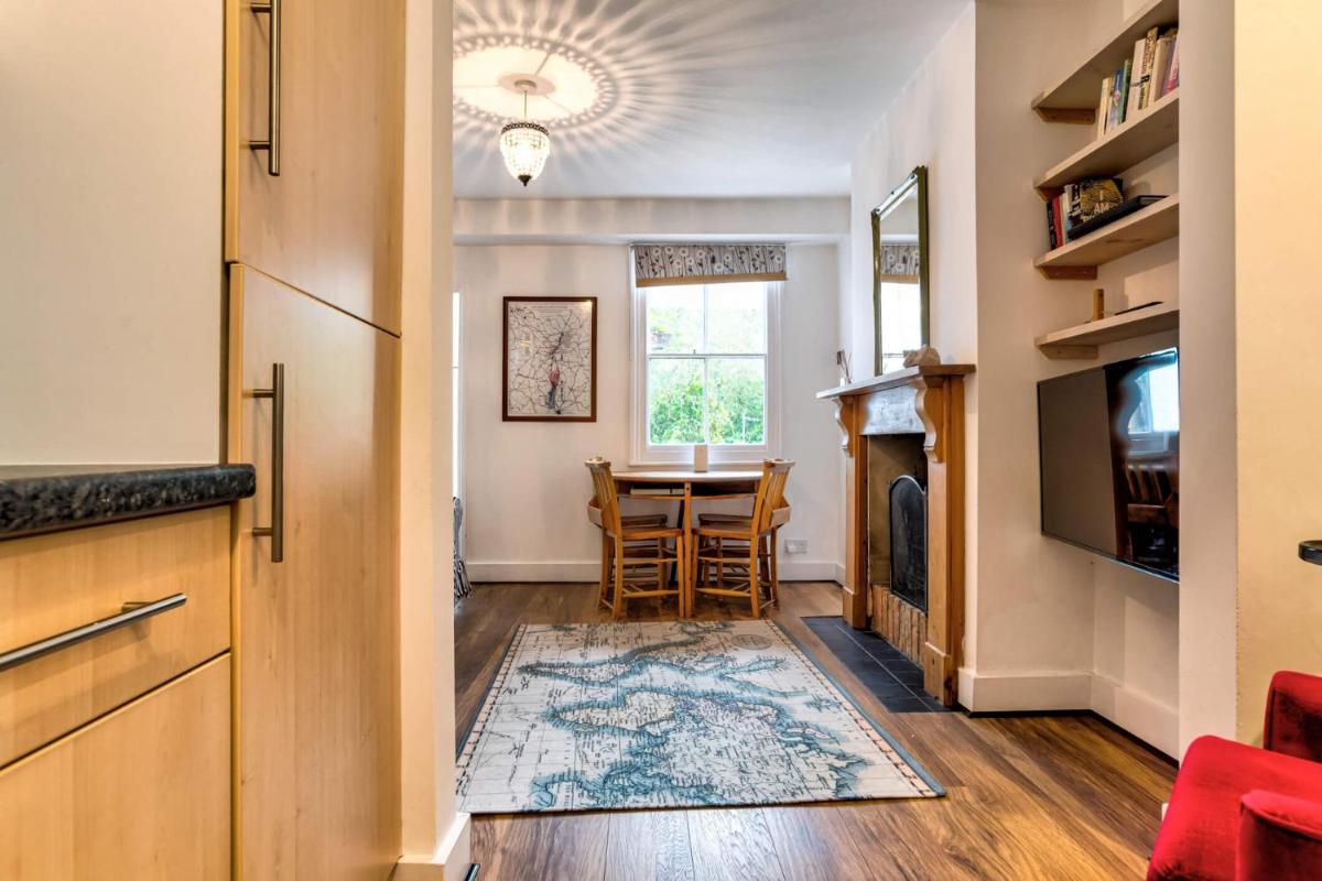Upper Fisher Row - Housity