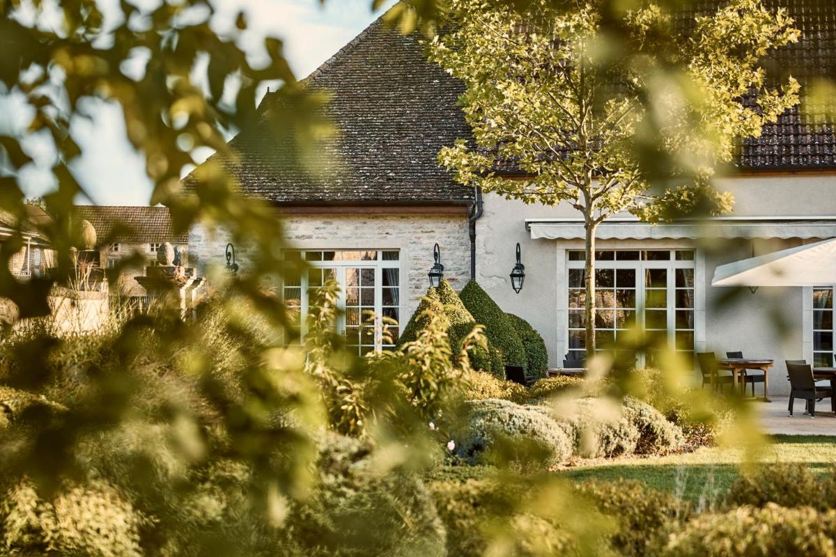 Jardin de l'établissement COMO Le Montrachet