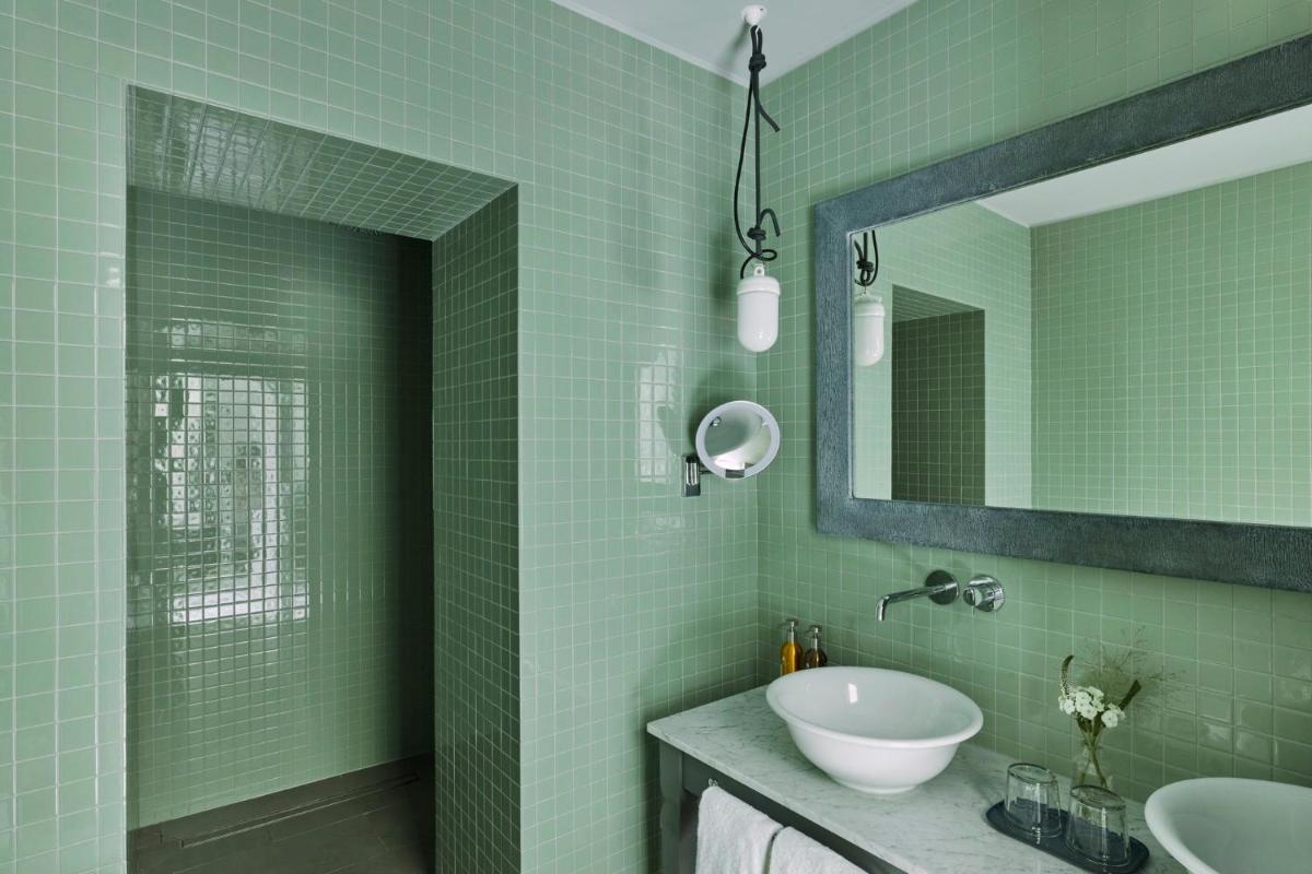 Salle de bains dans l'établissement COMO Le Montrachet