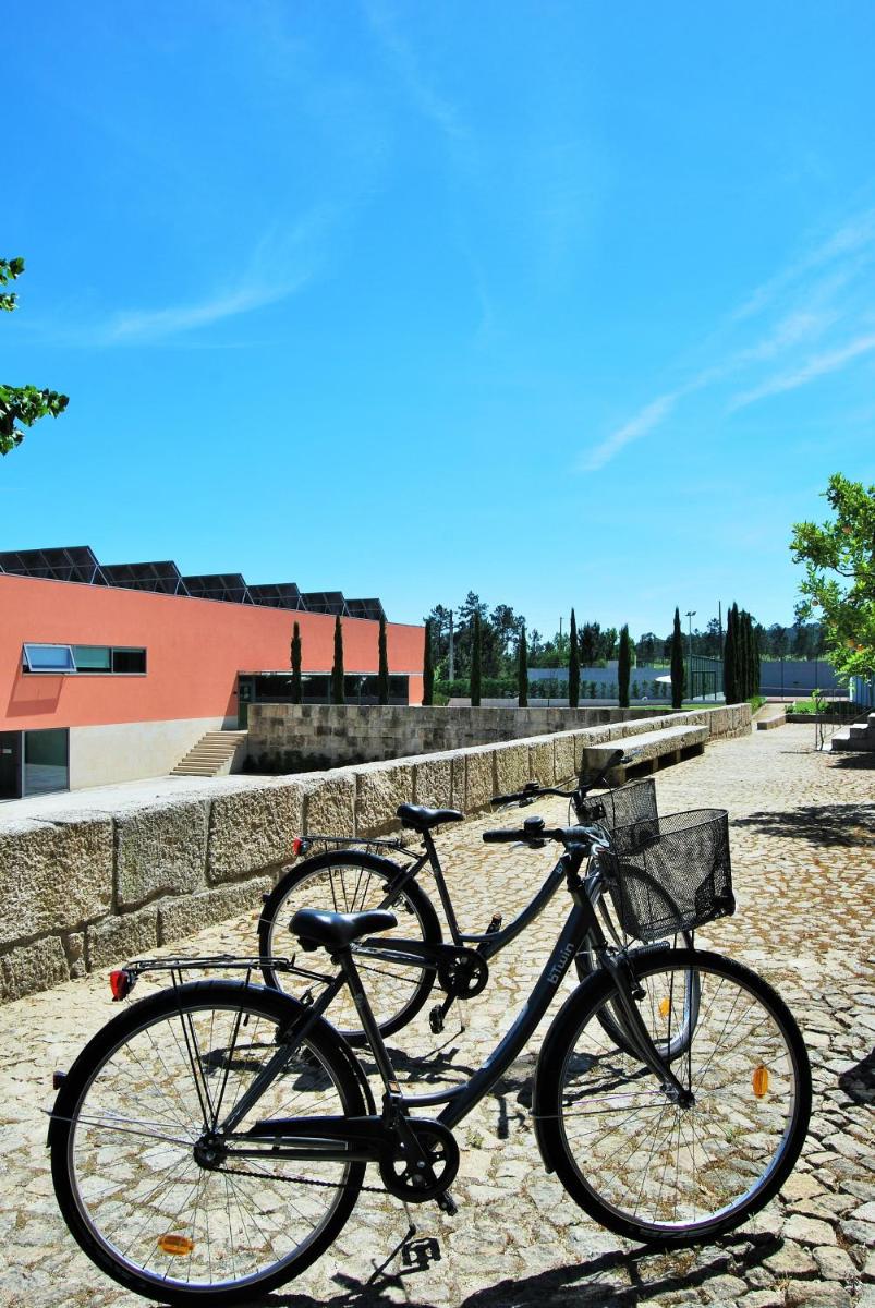 Andar de bicicleta em Hotel Quinta da Cruz & SPA ou nos arredores