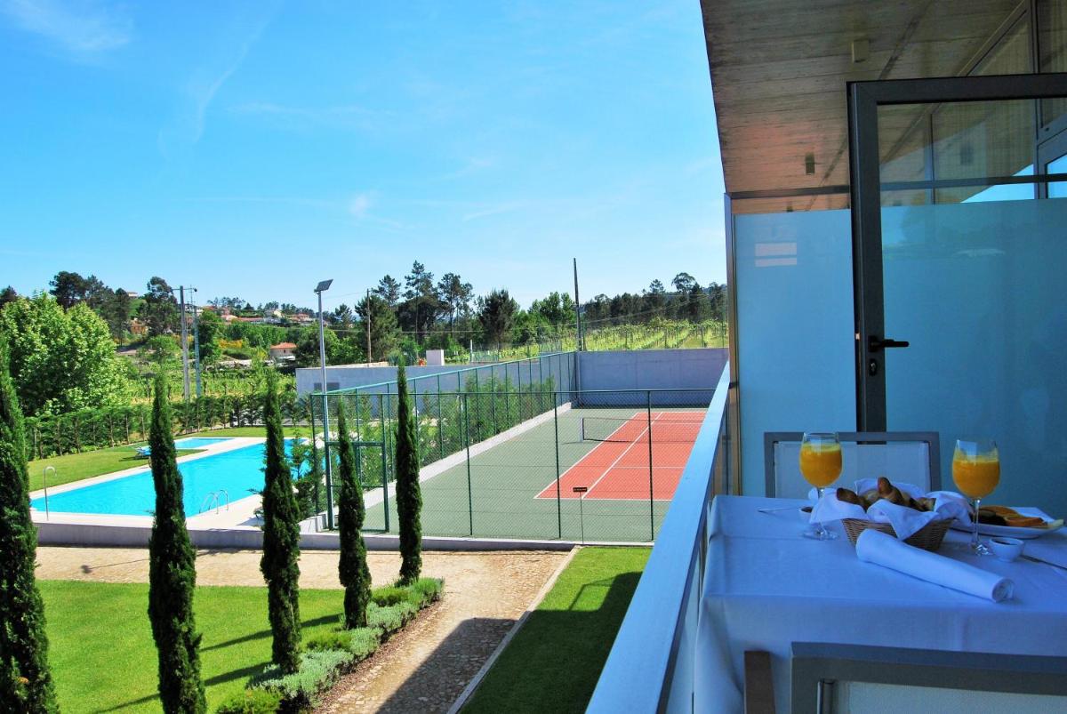 A piscina em ou perto de Hotel Quinta da Cruz & SPA