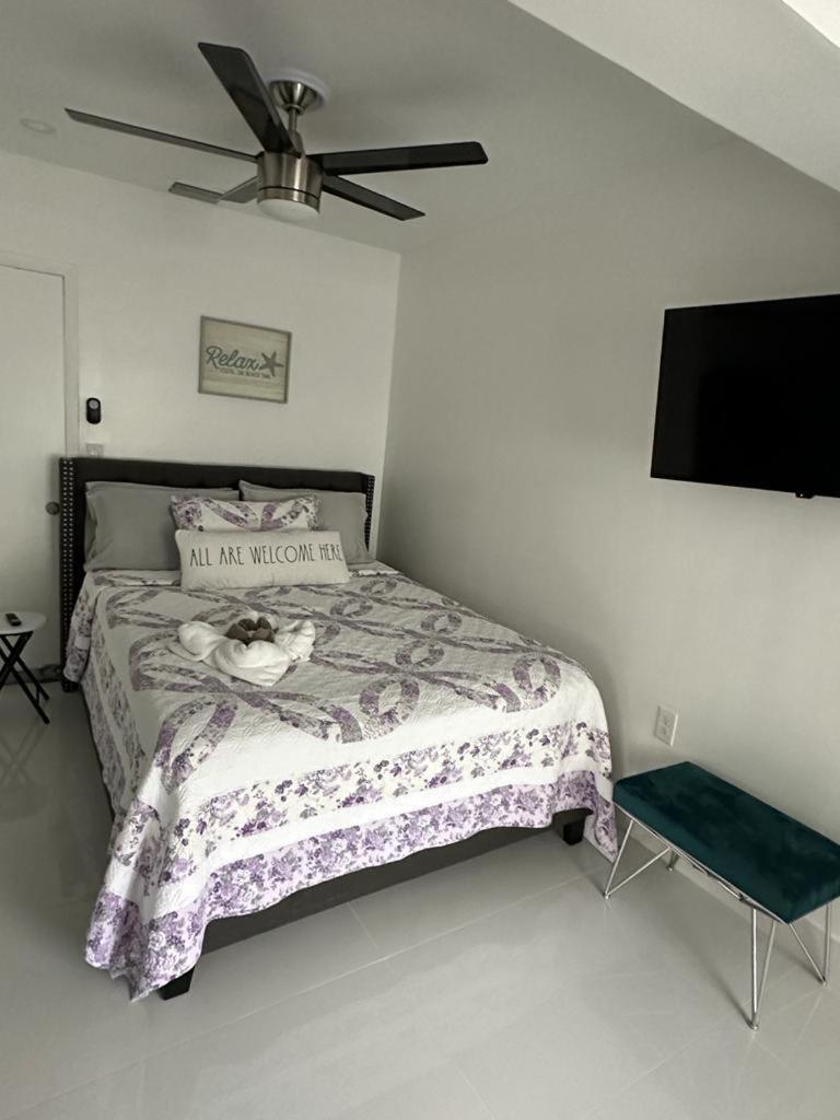 Casa West Miami - Housity