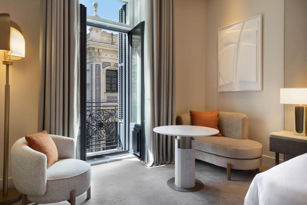 Zona de estar de JW Marriott Hotel Madrid