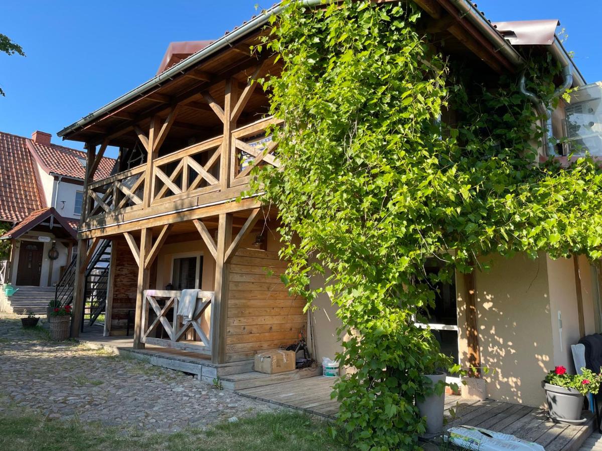 Gawramaszki - Apartamenty i Pokoje Gościnne - Housity