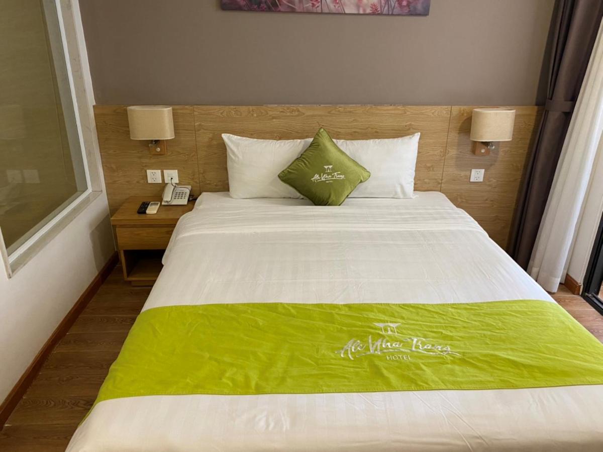 Lovely double-room hotel near Nha Trang beach - Housity