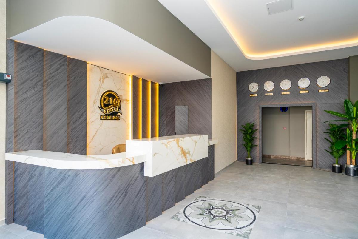 216 Ruby Suite - Housity
