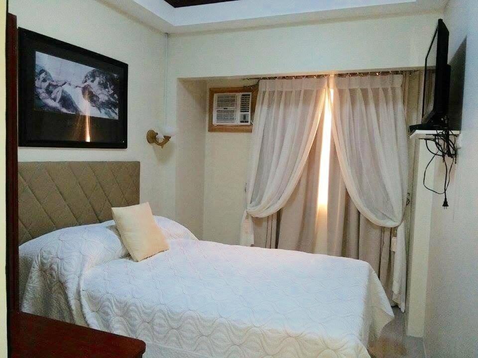 Aberrise Country Villa Pension Hotel - Housity