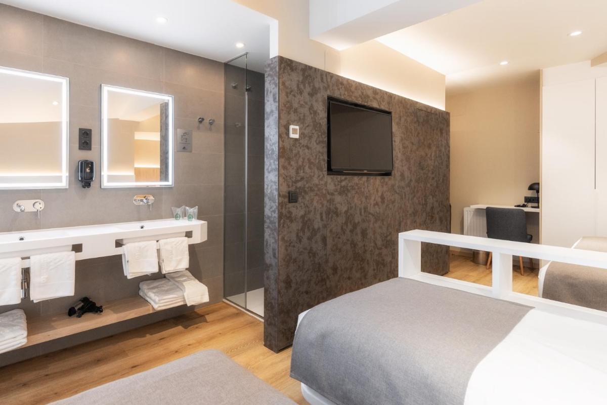 Un baño de Hotel Montarto