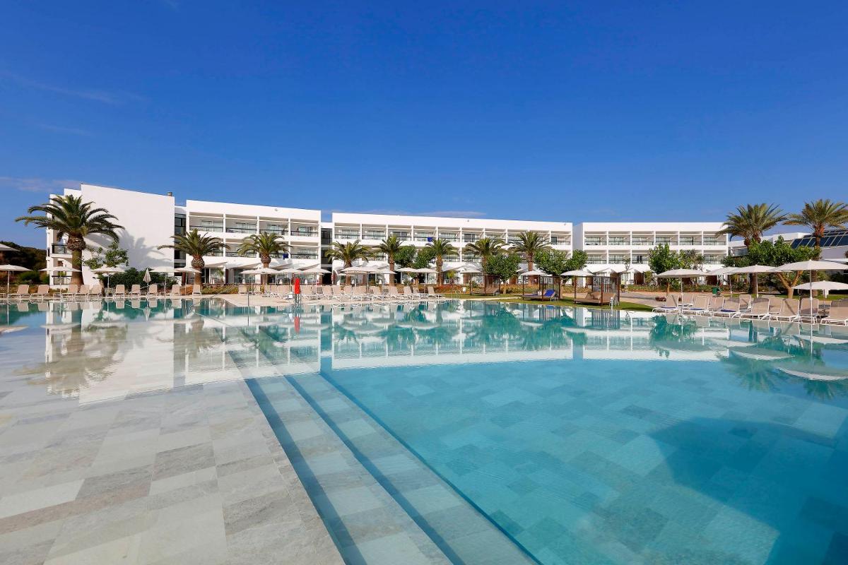 Piscina en o cerca de Grand Palladium Select Palace Ibiza - All Inclusive