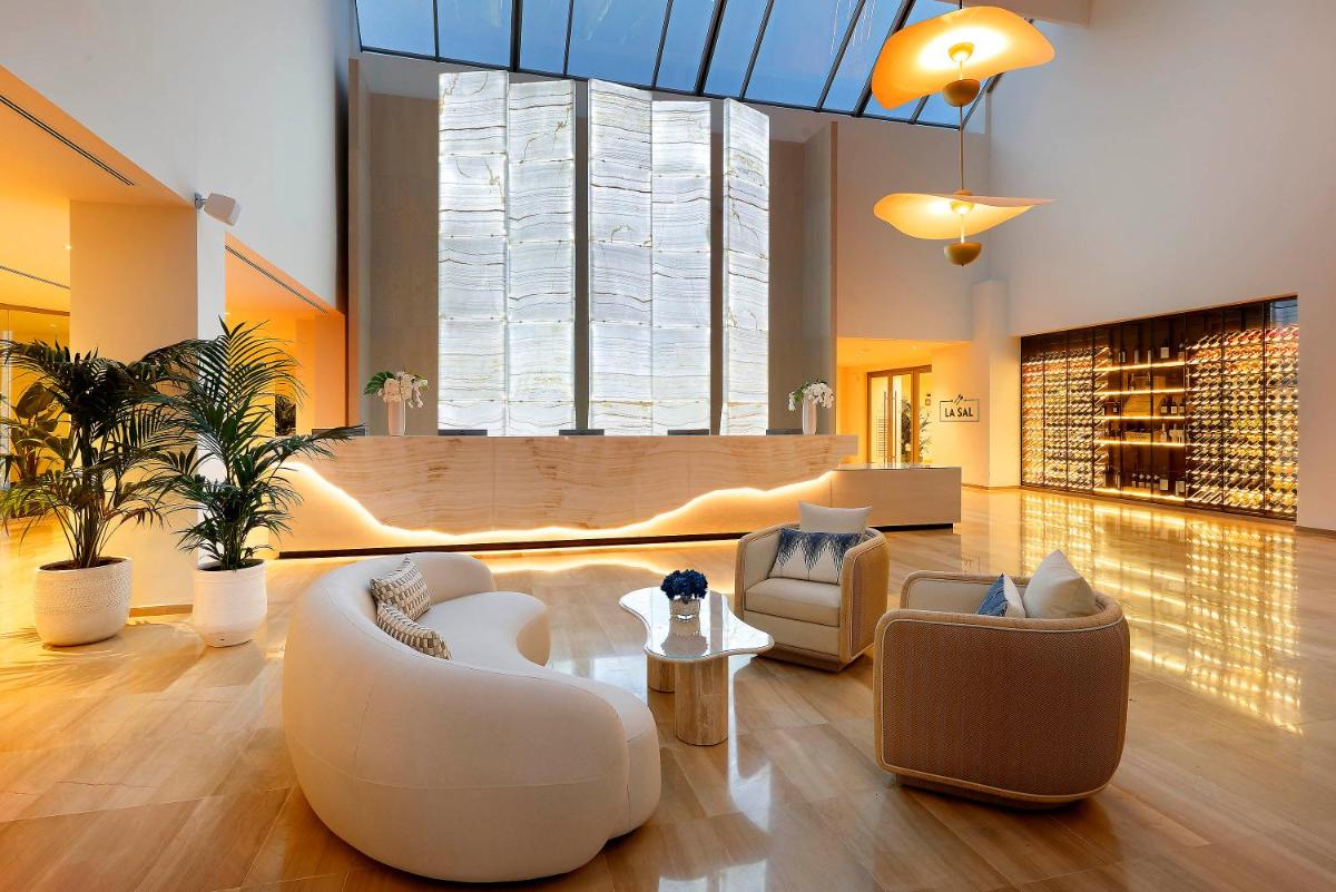 Zona de estar de Grand Palladium Select Palace Ibiza - All Inclusive