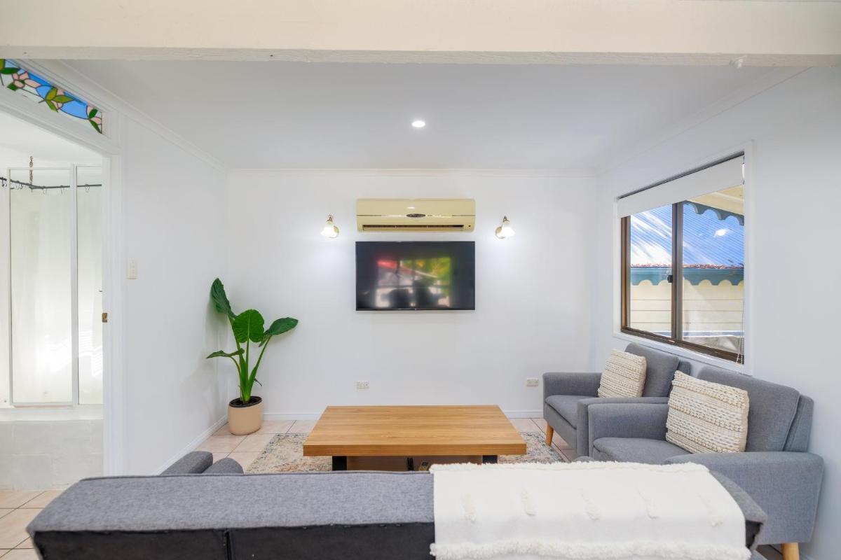 The Cedar Cottage - Housity