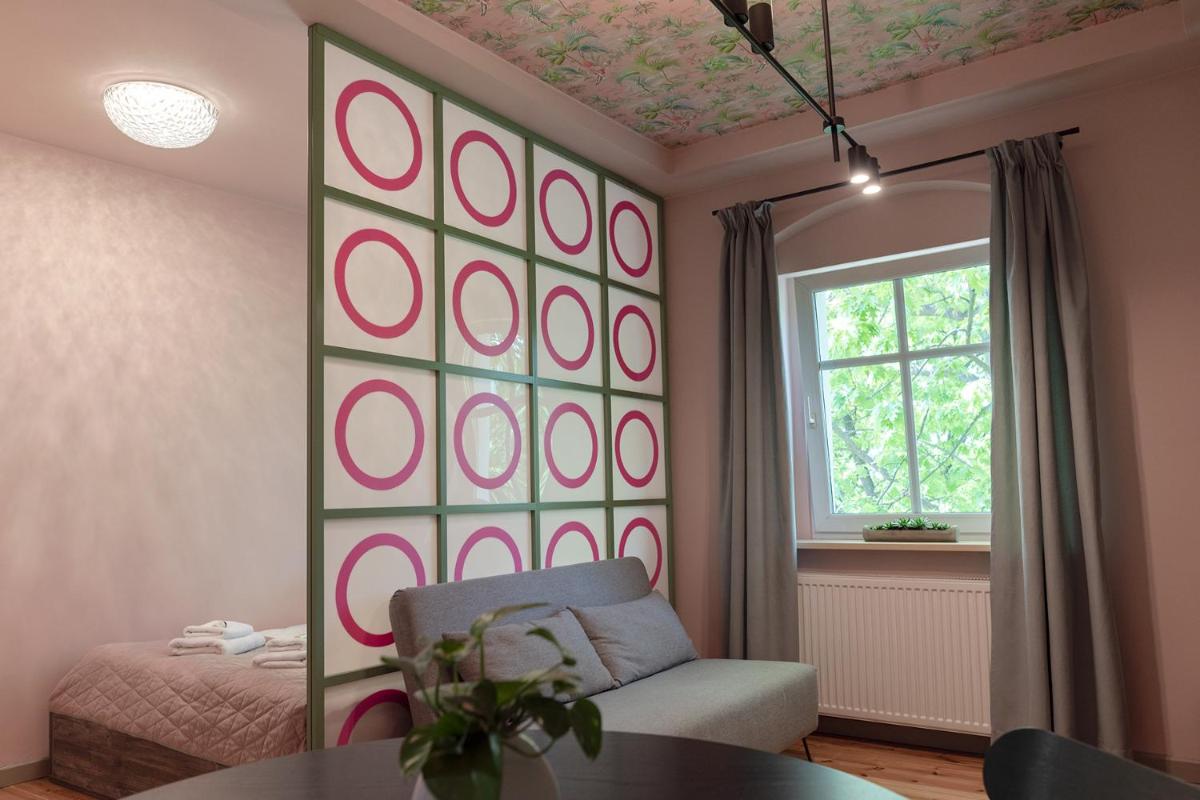 W12 Home Station - Apartement Greenpink - Hizvo