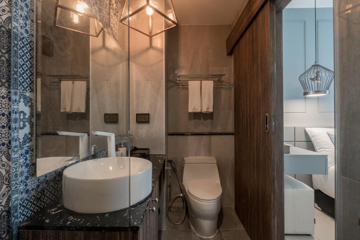 Palmyrah Surin Beach Residence - Housity