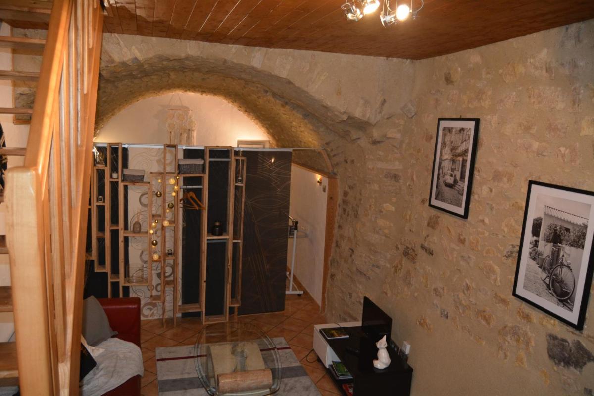 maison de bourg en pierre - Housity