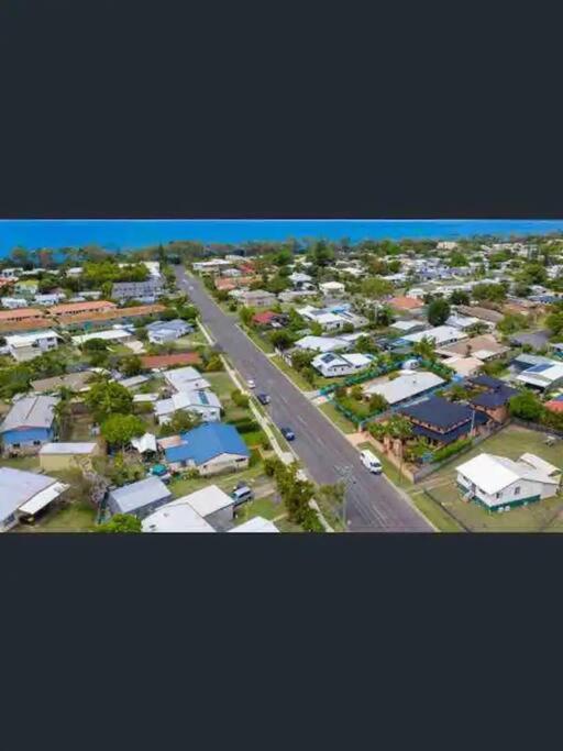 Hervey Bay Shelly Beach Stay ,Pet Friendly 300m to beach - Hizvo