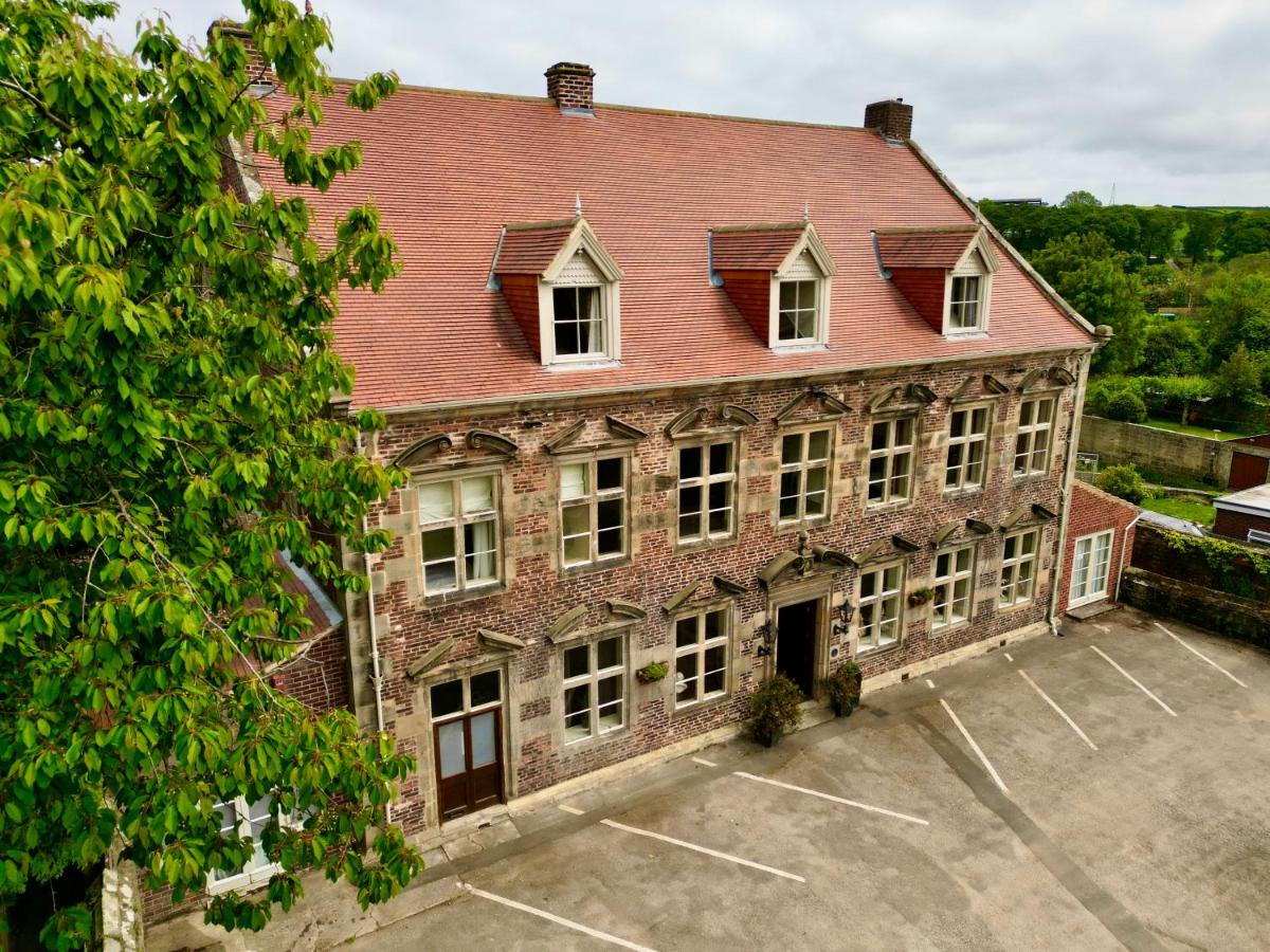 Ruswarp Hall - Whitby - Housity