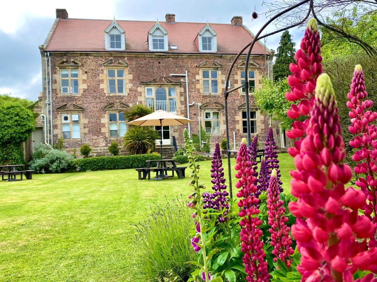 Ruswarp Hall - Whitby - Housity