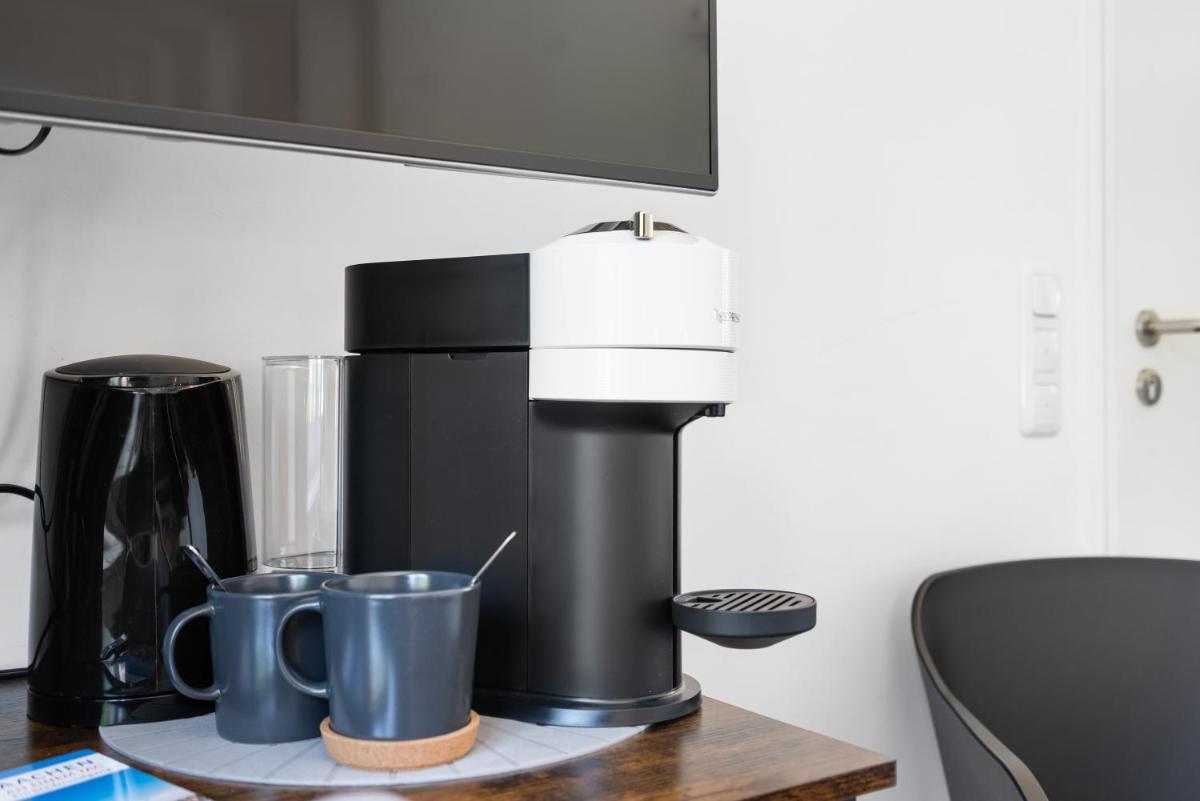 Apartment 6, direkt am Bahnhof - Housity