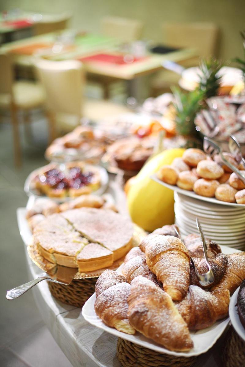Hotel Trieste - Housity