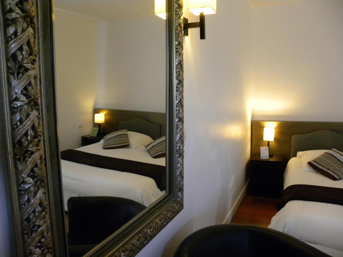 Hotel La Bastie d'Urfé - Housity