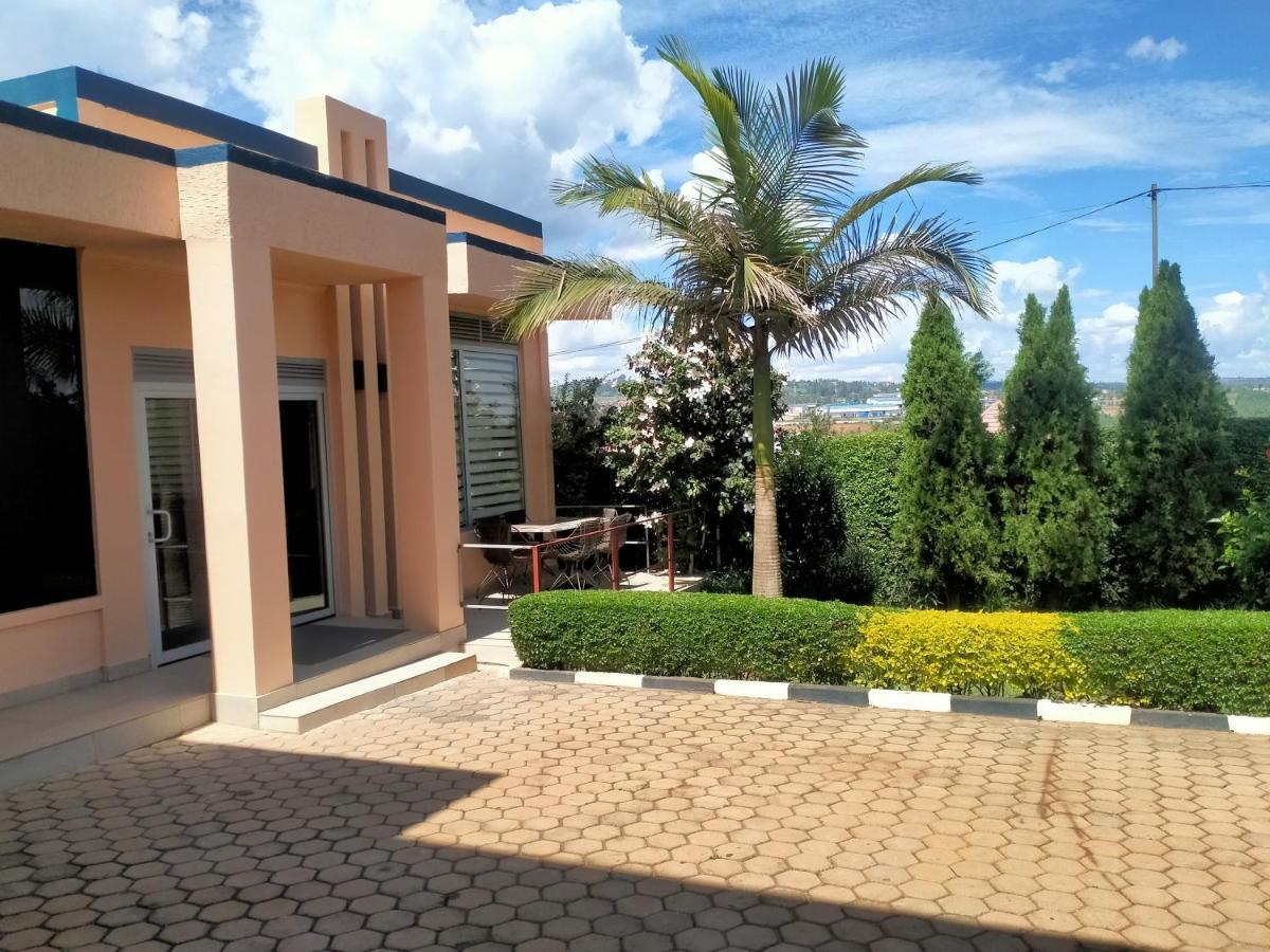 Ikaze B&B - Housity