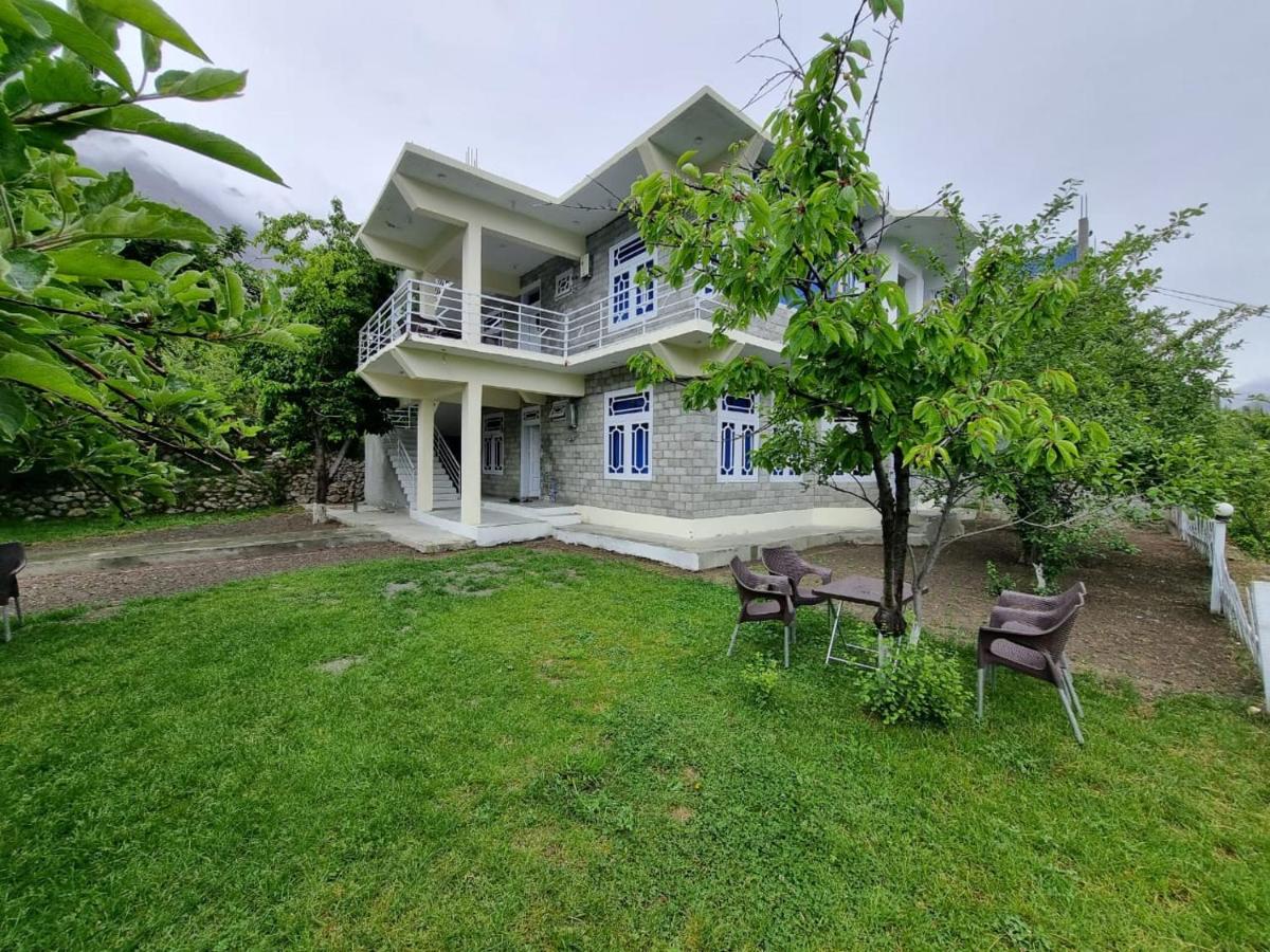Royal's Villa by Premiere Inn, Hunza - Housity