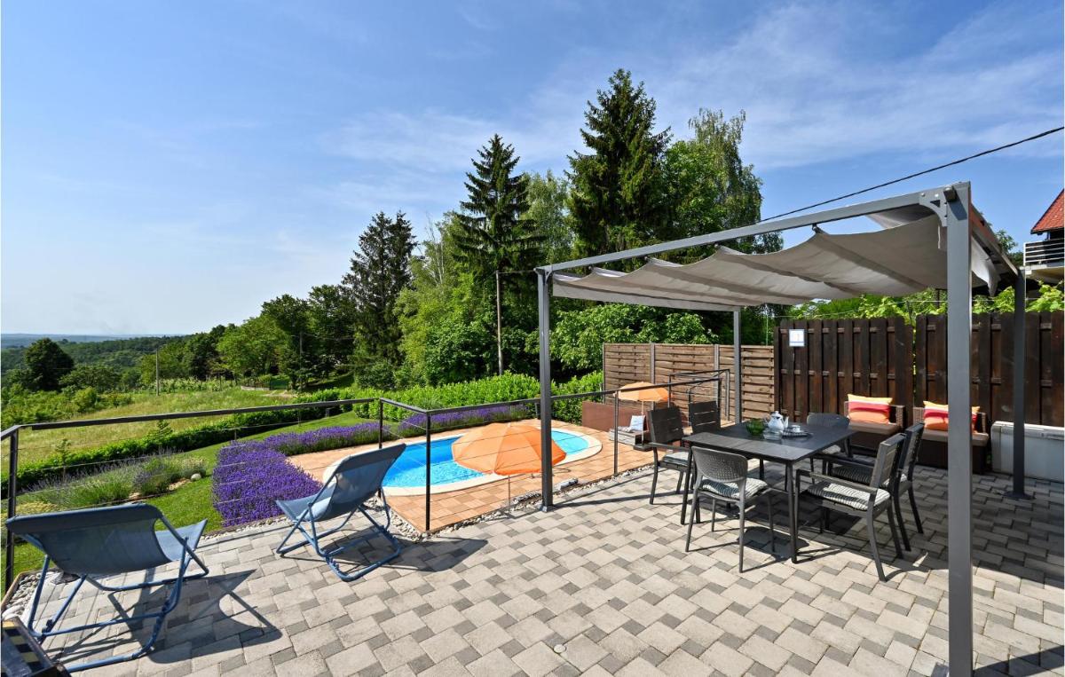 Stunning Home In Sveti Ivan Zelina With Sauna - Housity
