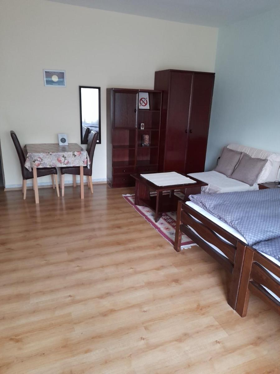 Apartment Mirjana - Housity