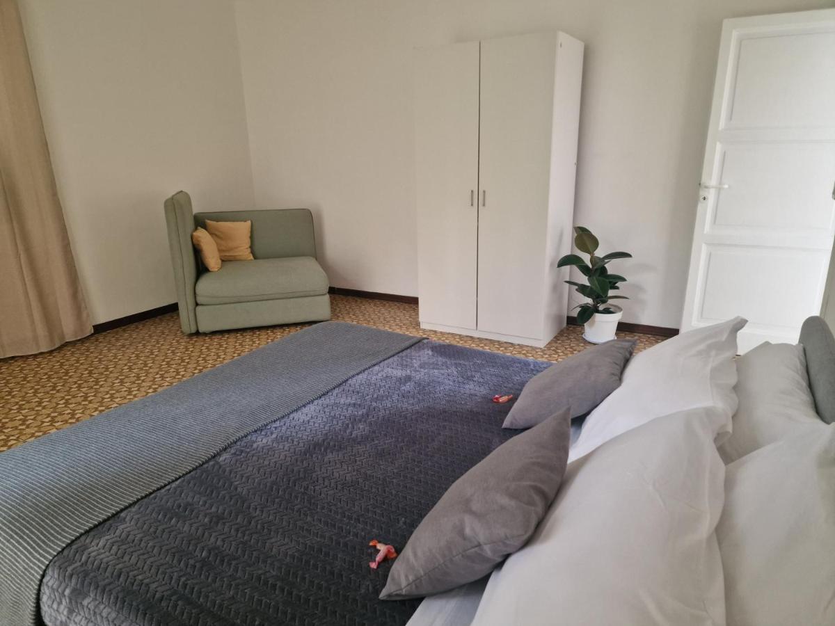 FRANGI HOUSE - Housity