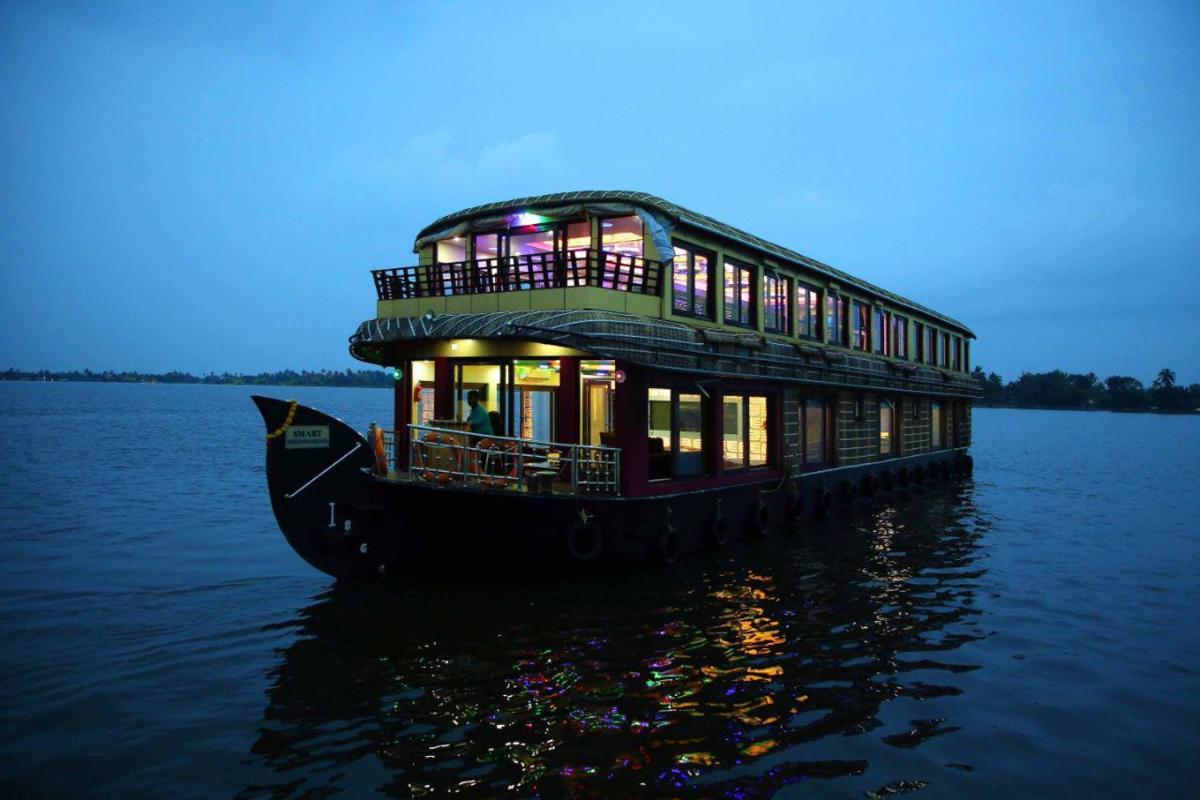 Suitetrails - Meghavarsham Luxury cruise