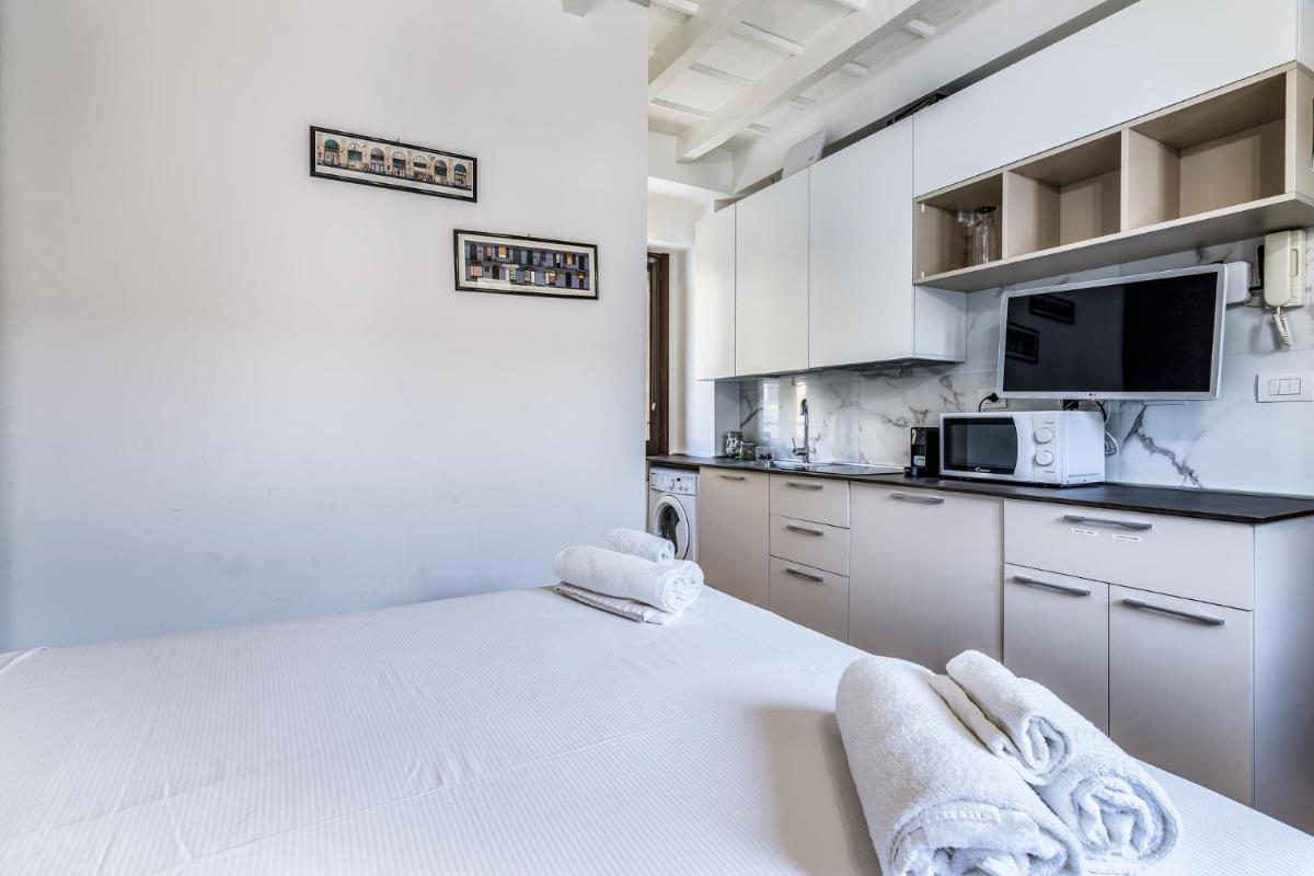 Morimondo Studio Apartment - Housity