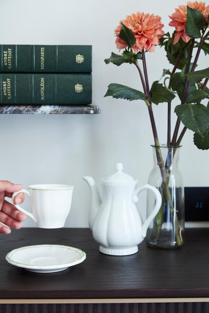 Plateau bouilloire dans l'établissement Hôtel & SPA Napoléon