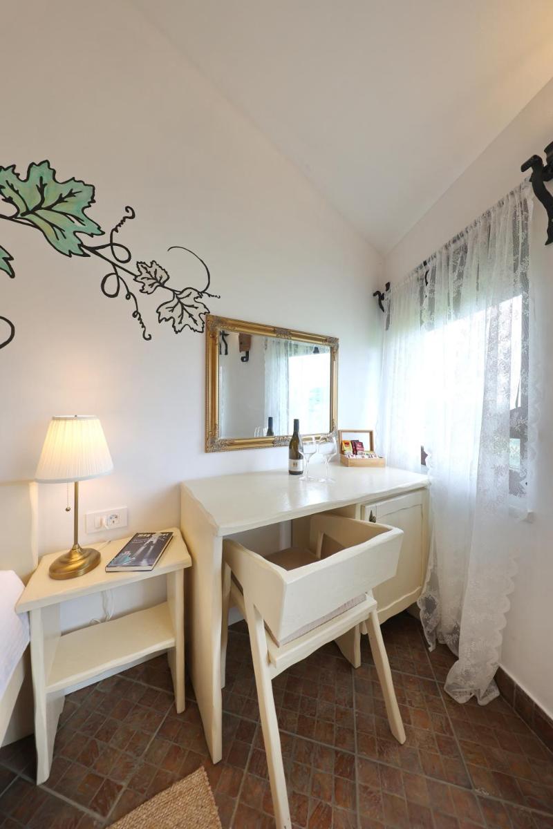 Wine Paradise - Housity