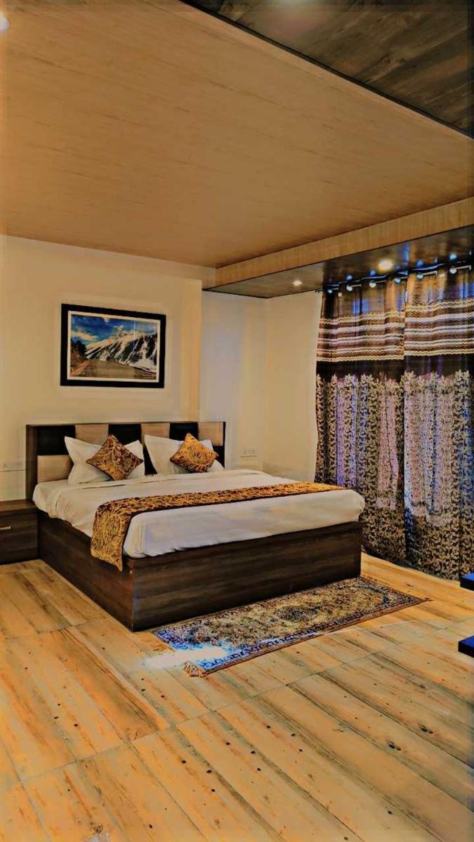 Suitetrails - OYO Flagship 81337 Hotel Saima
