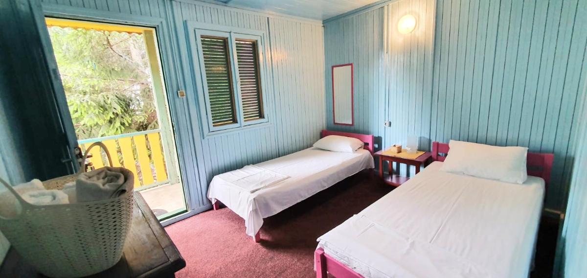 Hotel Golden Sea - Housity