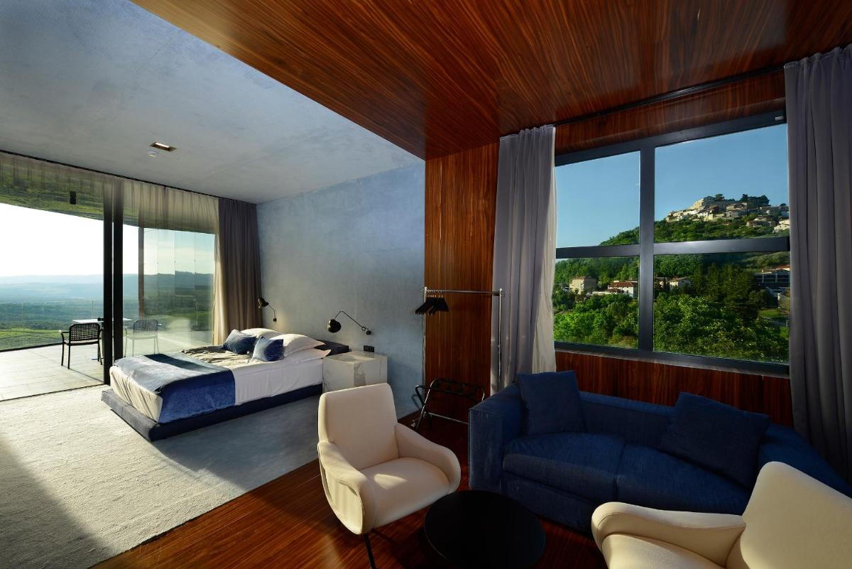 ROXANICH Winery and Design Hotel - Housity