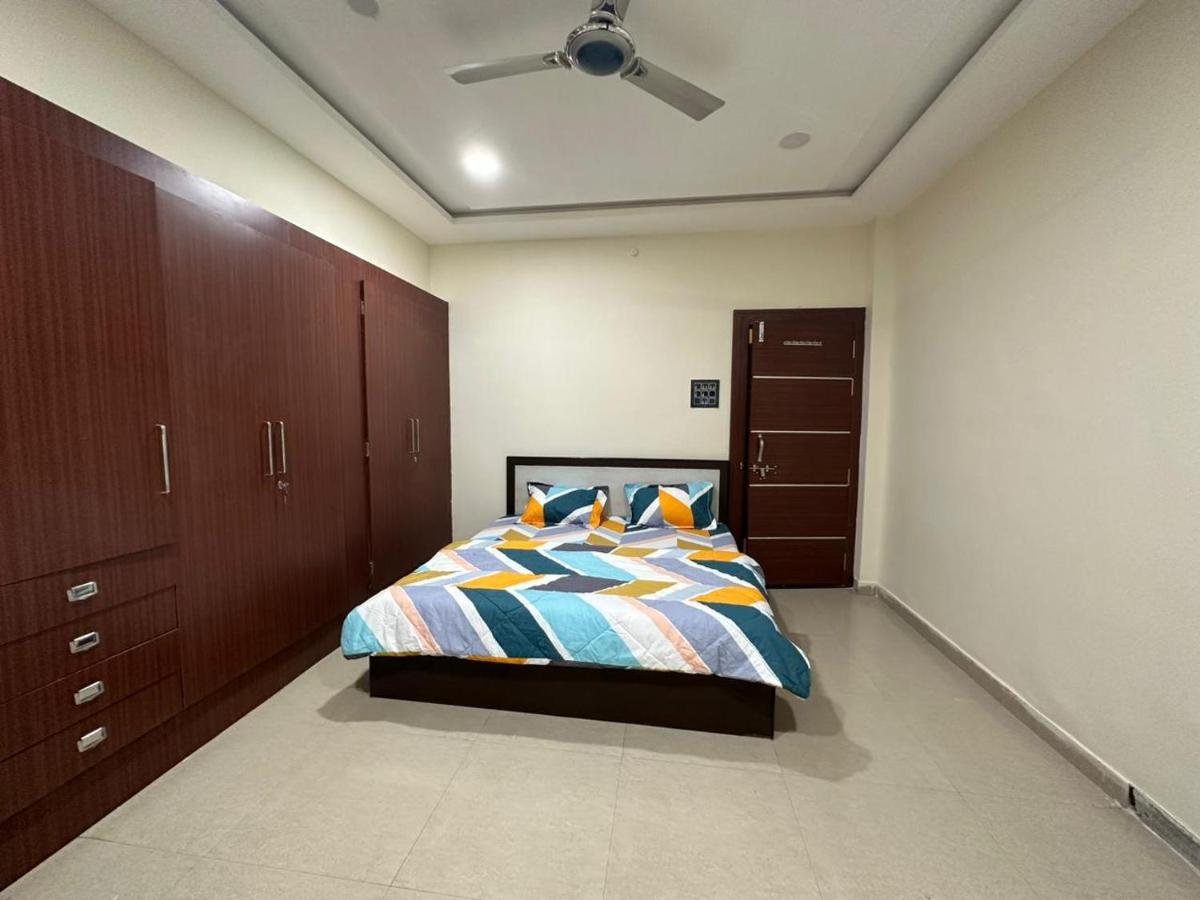 SunRays - Unique 3BHK in the Heart of the City - Housity