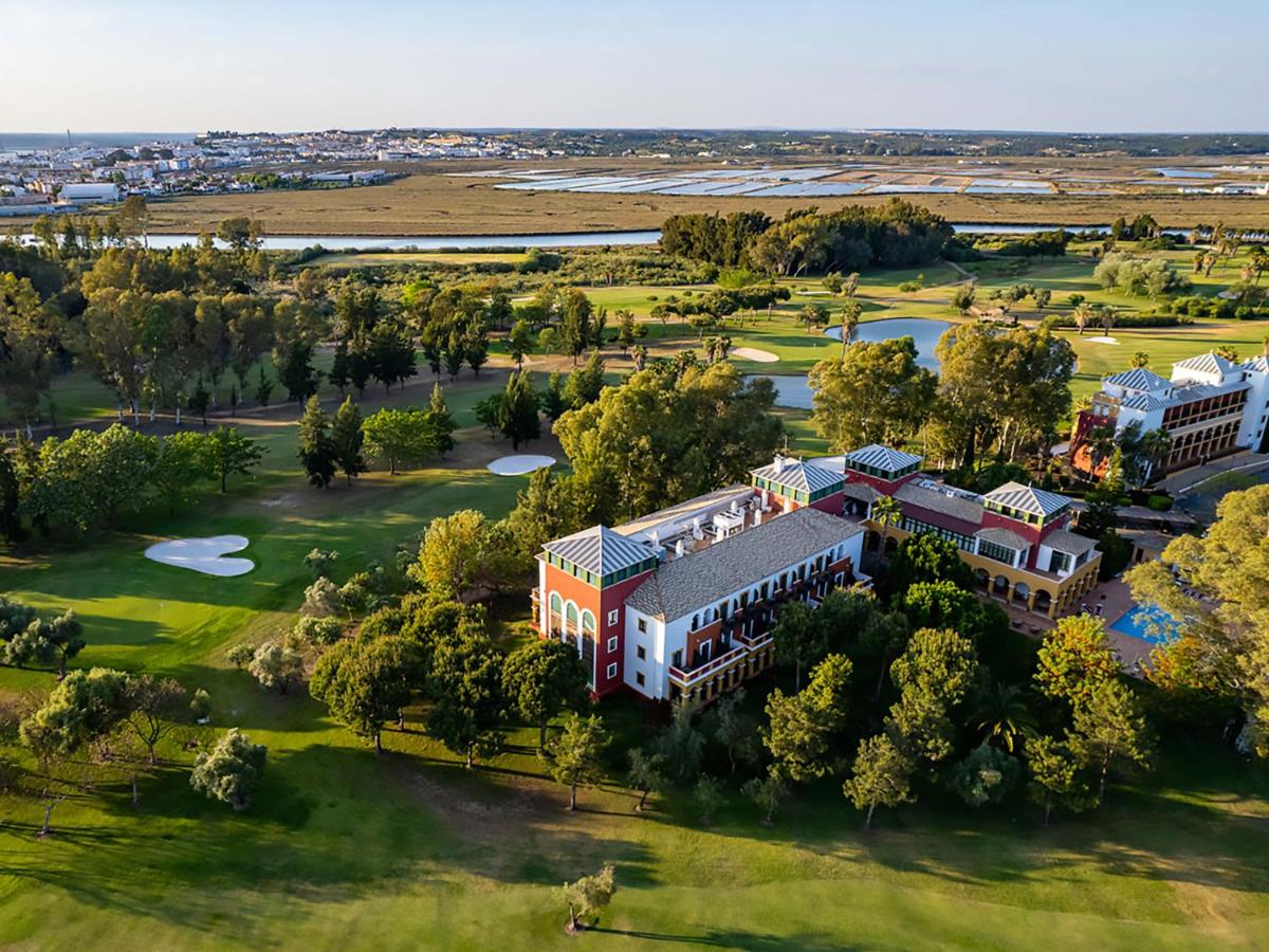 Isla Canela Golf Hotel Boutique - Housity