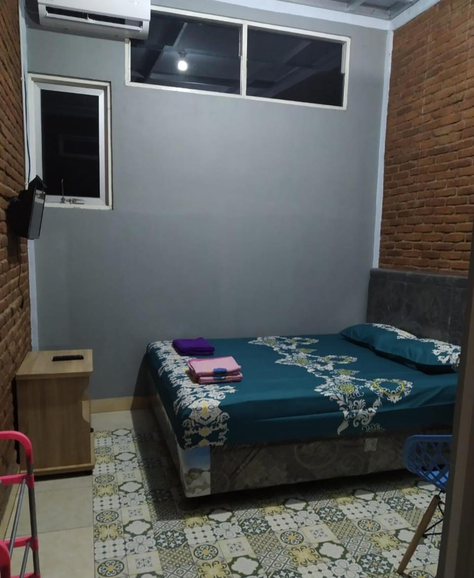 Georium Dunia - Housity