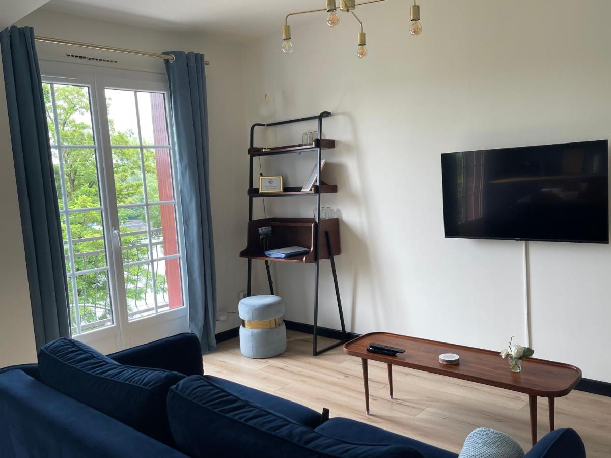 Suitetrails - Ambiance Seine, appartement surplombant la Seine -51 M2, Anémone-