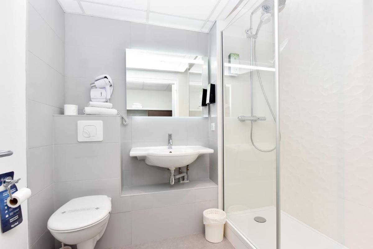Hôtel Kyriad La Rochelle Centre Ville - Housity