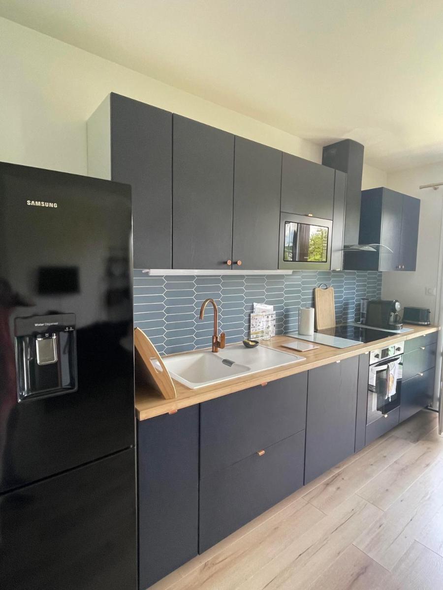 Suitetrails - Ambiance Seine, appartement surplombant la Seine -51 M2, Anémone-