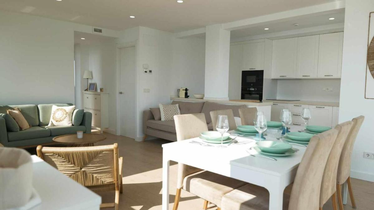 Apartamento Sunset con vistas Playa de Los Locos - Housity