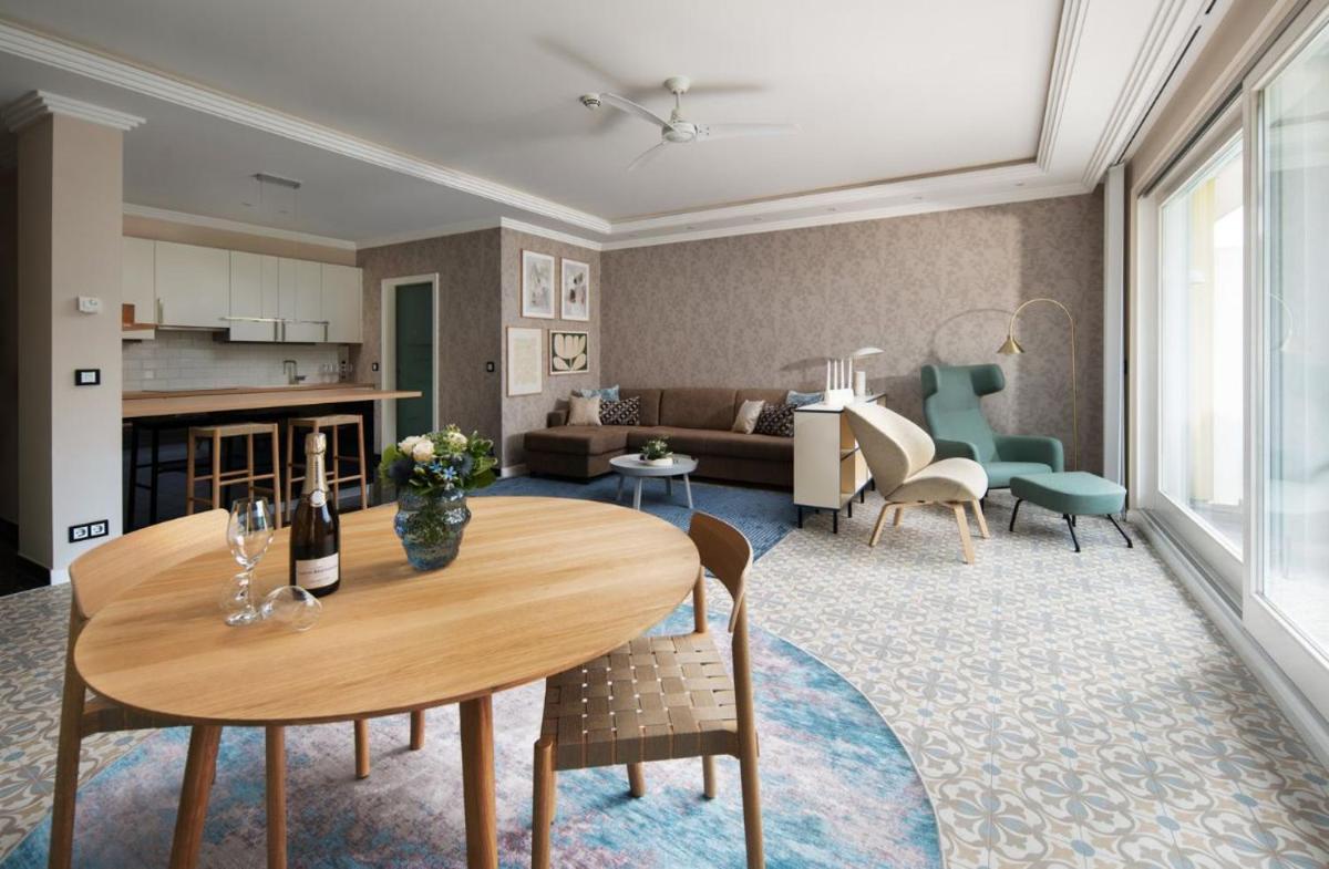 Ein Sitzbereich in der Unterkunft Hotel Gran BelVeder & Ostsee Therme Resort & Spa