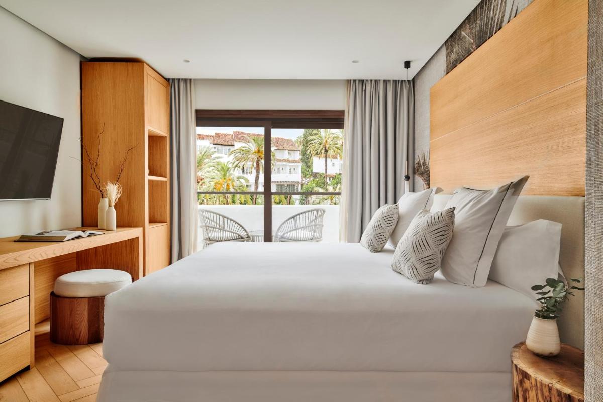 Cama o camas de una habitación en Nobu Hotel Marbella