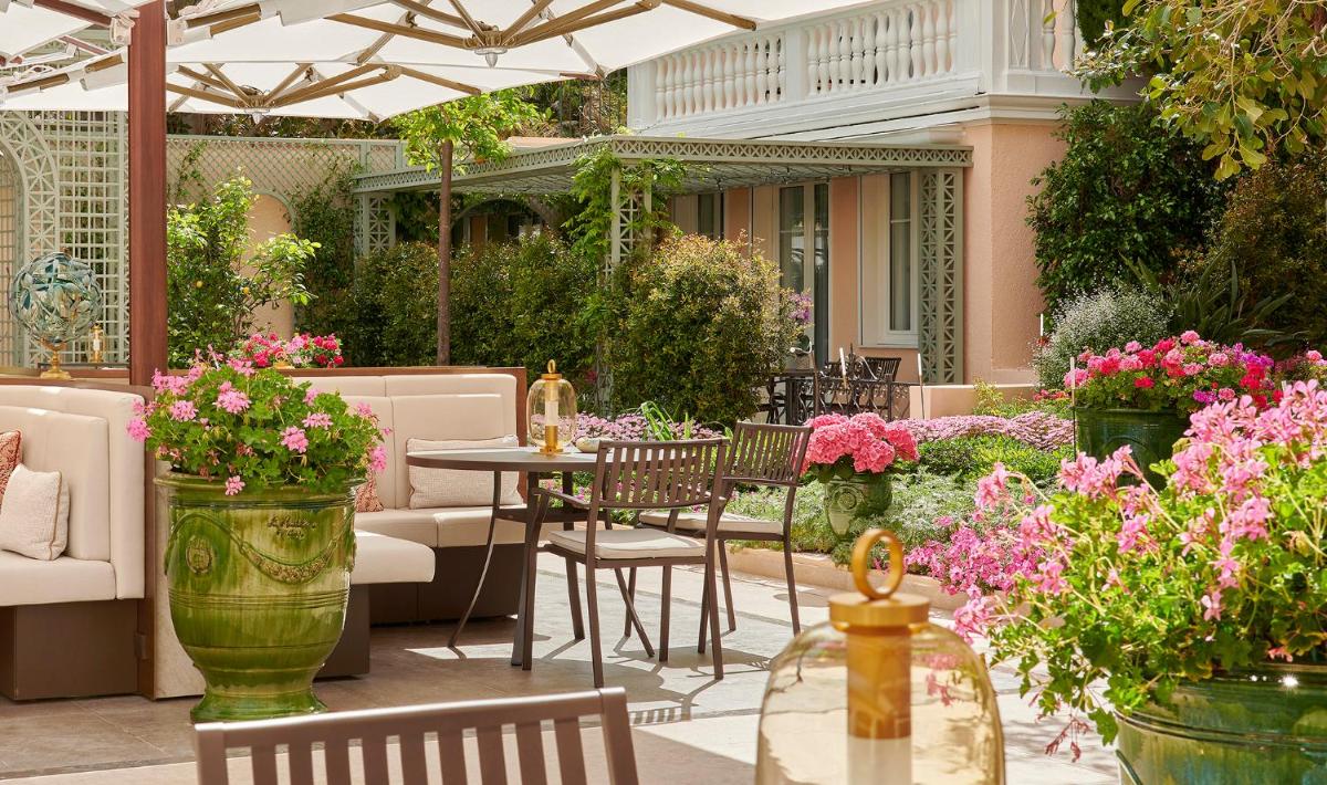 Jardin de l'établissement La Réserve de Beaulieu