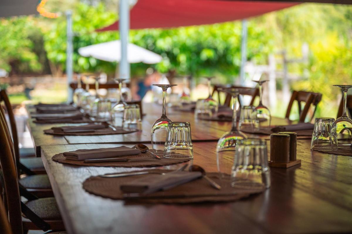Restaurant ou autre lieu de restauration dans l'établissement La Villa Vicha, The Originals Relais